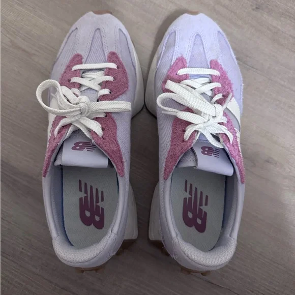 New Balance 327 Women's Purple & White Sneakers - Picture 2 of 5